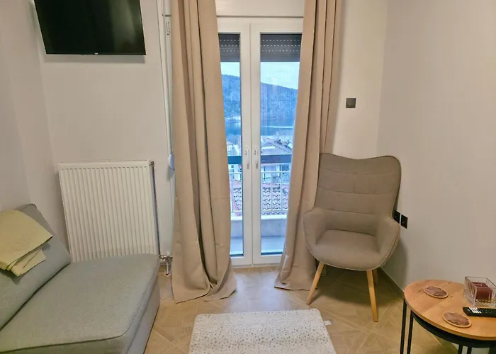Riana Dlx Apartment Kastoria